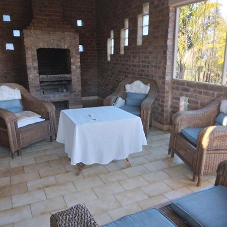 Hamba Kancane Ma-Africa Guest House Graskop Bagian luar foto