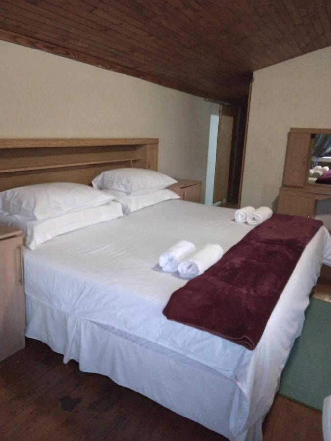 Hamba Kancane Ma-Africa Guest House Graskop Bagian luar foto