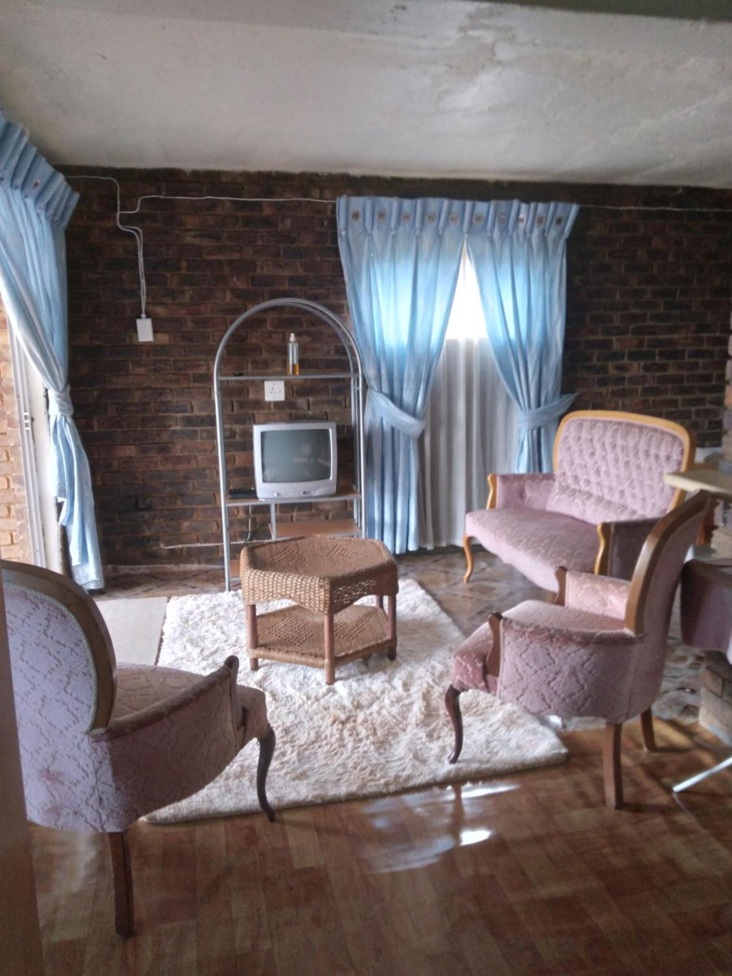 Hamba Kancane Ma-Africa Guest House Graskop Bagian luar foto