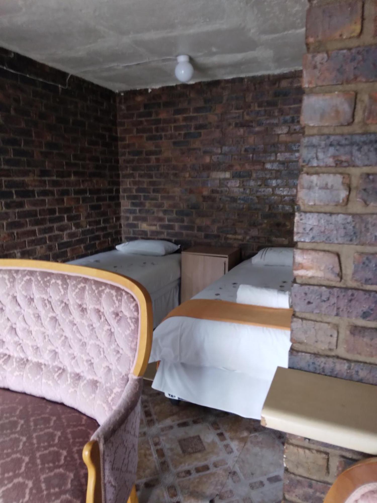 Hamba Kancane Ma-Africa Guest House Graskop Bagian luar foto