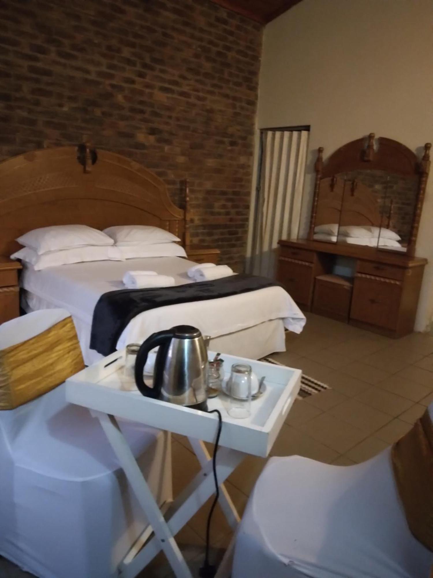 Hamba Kancane Ma-Africa Guest House Graskop Bagian luar foto
